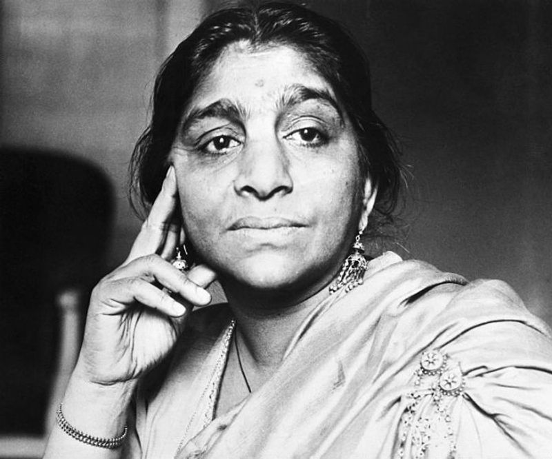 These Rare Photos Of The Nightingale Of India, Sarojini Naidu, Are A ...